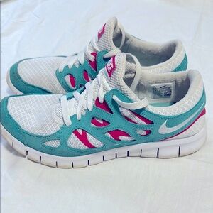 Nike Free Run 2 White and Washed Teal Shoes with Pink/Red Accents